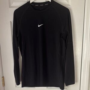 Nike Men's Pro Dri-FIT Slim Long-Sleeve Fitness Top
